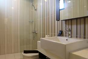 Spacious And Comfort 3Br Apartment At Simprug Park Residences