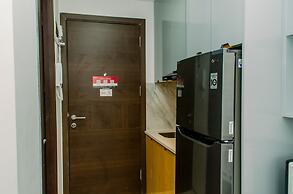 Elegant Studio Pacific Garden Apartment Near Alam Sutera