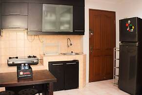 Homey And Comfort Living 2Br At Mediterania Palace Apartment