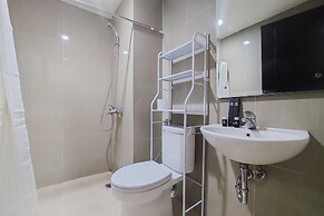 Cozy Stay Studio At Paramount Skyline Apartment