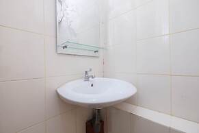 Strategic And Restful 2Br At Bassura City Apartment