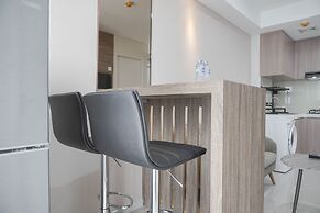 Nice And New 1Br With Office Room At Daan Mogot City Apartment