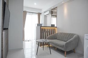 Nice And New 1Br With Office Room At Daan Mogot City Apartment