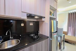 Modern And Comfy 1Br Apartment At Woodland Park Residence