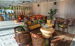 Luxus Hunza Attabad Lake Resort