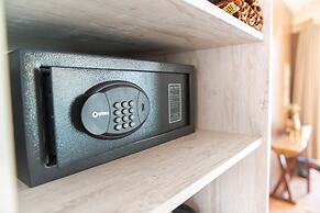 Luxus Hunza Attabad Lake Resort