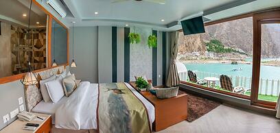 Luxus Hunza Attabad Lake Resort