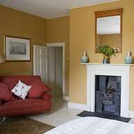 Red Lodge Country House