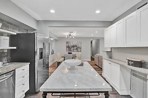 Trendy Renovated 4 BR  Home with POOL