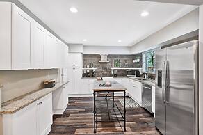 Trendy Renovated 4 BR  Home with POOL