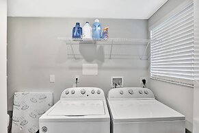 Trendy Renovated 4 BR  Home with POOL