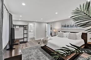 Trendy Renovated 4 BR  Home with POOL