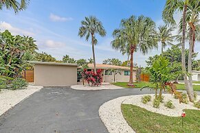 Trendy Renovated 4 BR  Home with POOL