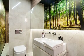 Lumina luxury apartment with 3 terraces