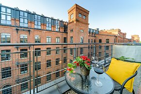 Lumina luxury apartment with 3 terraces