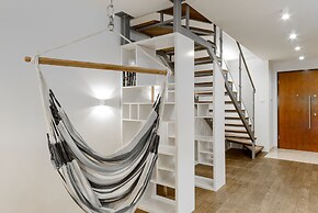 Lumina luxury apartment with 3 terraces