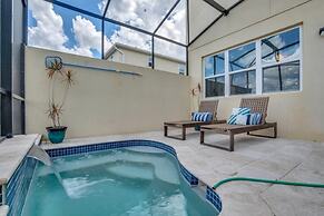 4 Bed Townhome With Private Pool Near Disney! 4 Bedroom Townhouse by R