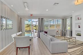 4 Bed Townhome With Private Pool Near Disney! 4 Bedroom Townhouse by R