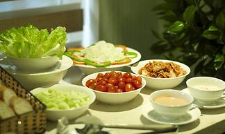 Caroline Beach Vung Tau