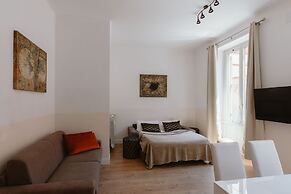 A World Aparts - 504 Corso