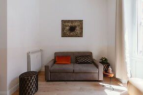 A World Aparts - 504 Corso