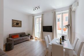 A World Aparts - 504 Corso