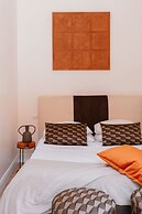 A World Aparts - 504 Corso