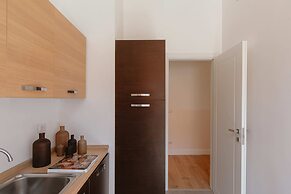 A World Aparts - 504 Corso