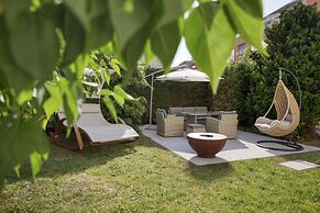 EH Apartments Saturn