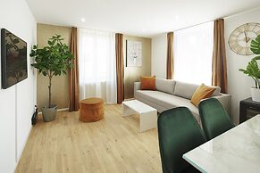 EH Apartments Saturn