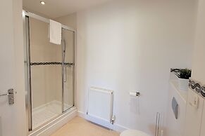 House of 4 Chimneys by Your Lettings UK