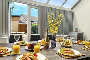 House of 4 Chimneys by Your Lettings UK