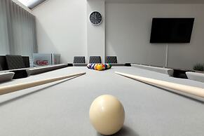 House of 4 Chimneys by Your Lettings UK