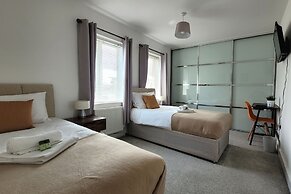 House of 4 Chimneys by Your Lettings UK