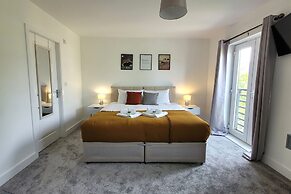 House of 4 Chimneys by Your Lettings UK