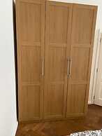 Large 3 Bedroom Family Apartment With Balcony