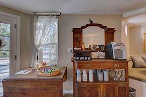 Pelican Cove Inn