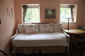 Pelican Cove Inn