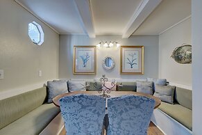 Pelican Cove Inn