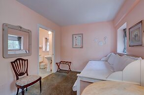 Pelican Cove Inn