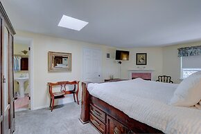 Pelican Cove Inn