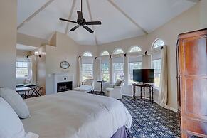 Pelican Cove Inn