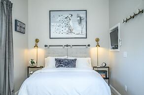 The Boutique Retreat