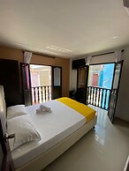 CL-7 Habitación con balcón  en Getsemaní