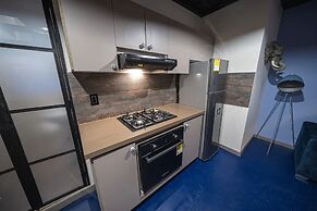 HOLT - Astorga Gardens - The African