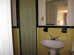 Royal Coach Motor Lodge