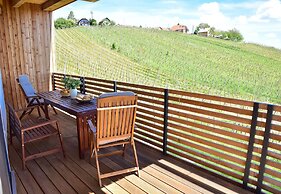 Vineyard Eco House Vukan