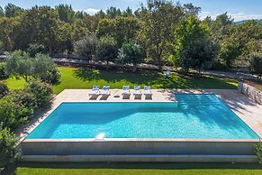 Tenuta Diciassetteconi Trulli With Pool