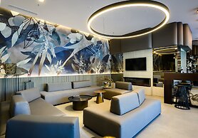 Marinus Beach Hotel