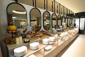 Marinus Beach Hotel
